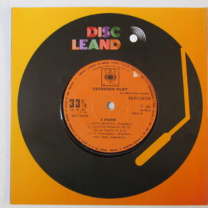 I POOH - ITALY BEAT ROCK PROG - 7" EXTENDED PLAY CHILE 1973 - "PENSAMIENTO - DEBES COMPRERDERME - TUTTO ALLETRE - TIERRA DESOLATA - CHE FAVOLA"