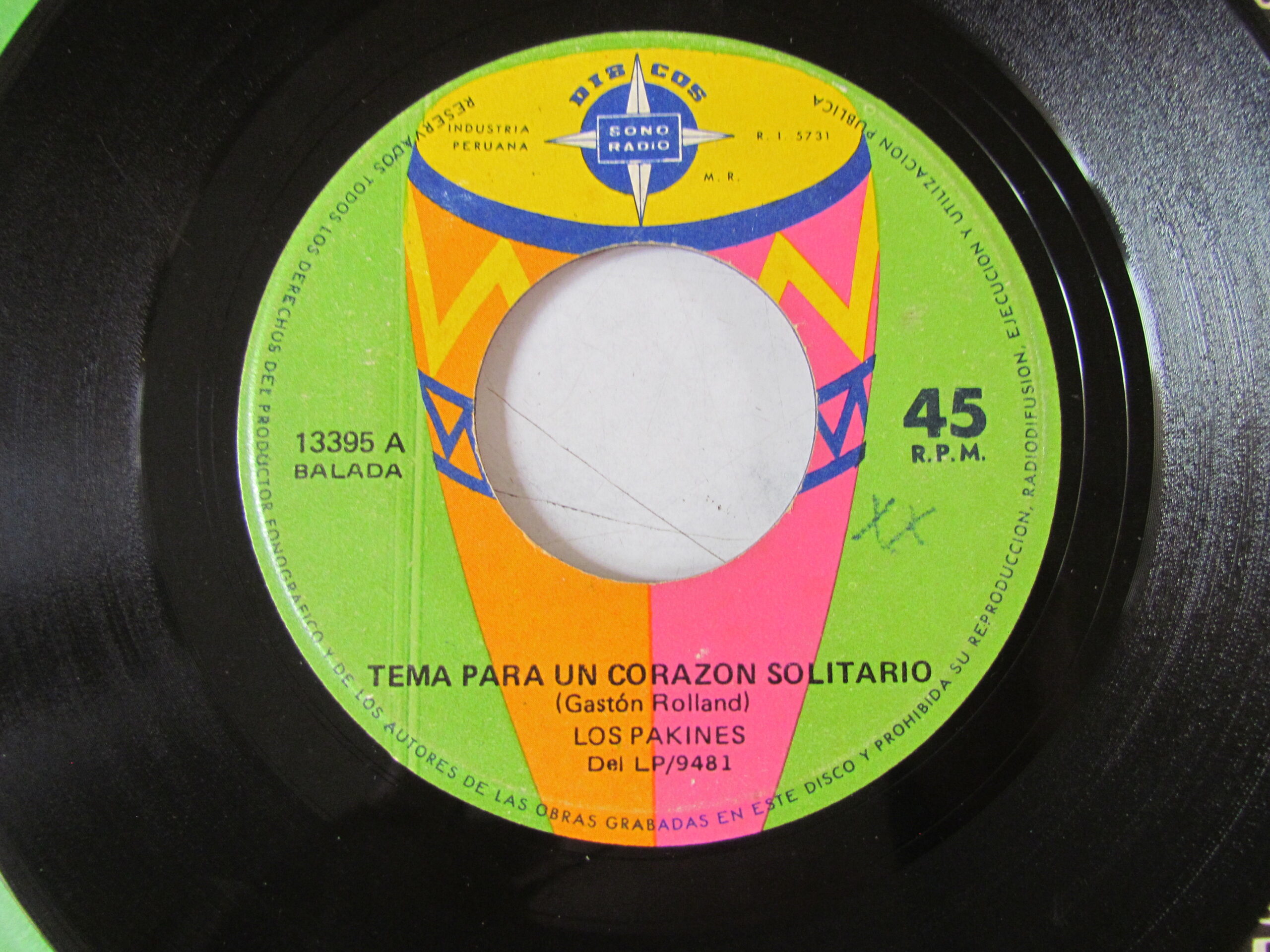 LOS PAKINES «VENUS» 7″ CUMBIA PSYCH GUITAR SPACE FROM PERU EX HEAR ♫ - Imagen 3